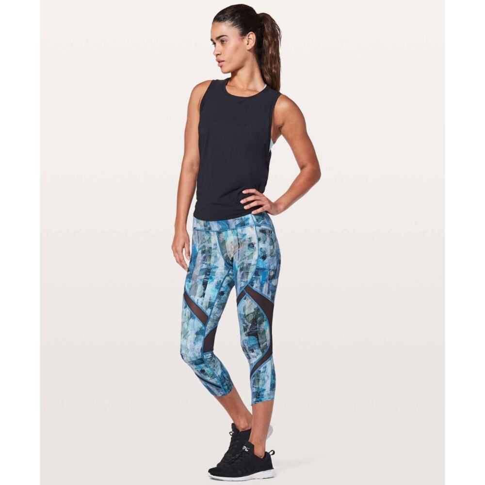 10 L 21" 21 inch inseam Pockets Lululemon On Pace capri leggings Sun Dazed Multi